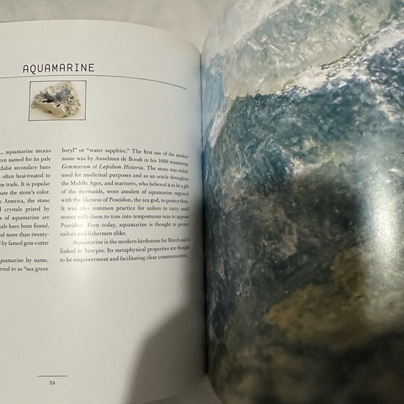 Gem and Stone Book - Blue Cover - Picture 7 of 11
